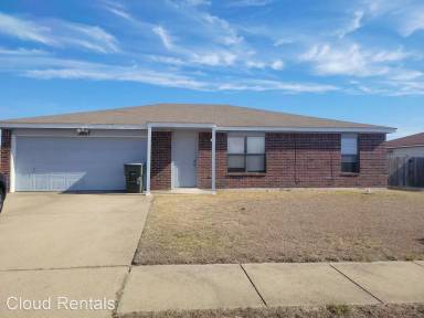 Main picture of 2607 Coy Dr