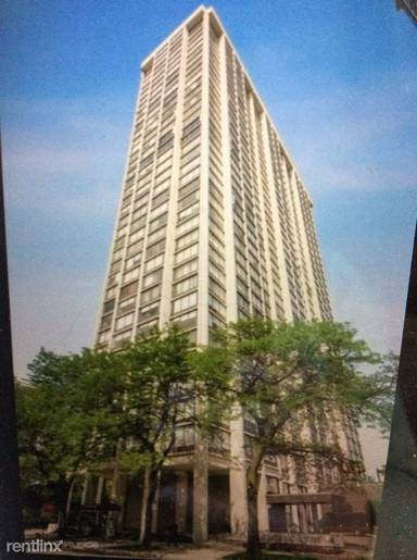 Main picture of 5445 Edgewater Plaza Condos