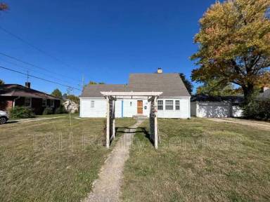 Main picture of 6524 Lowell Ave