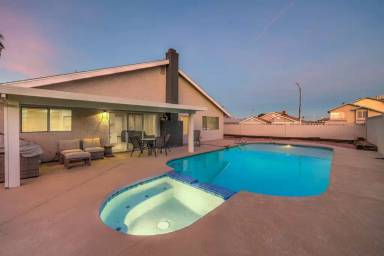 Main picture of 6931 Wedgewood Way