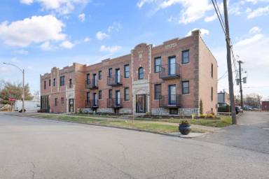 Main picture of 6008 Southwest Ave