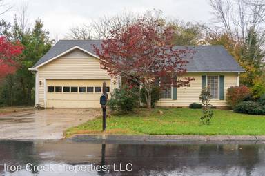Main picture of 108 Hyacinth Ln