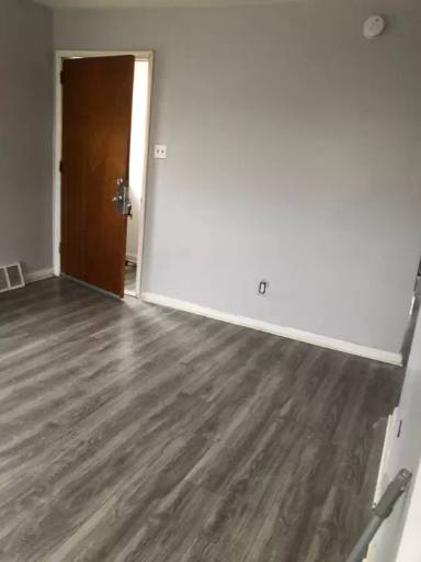 Main picture of 2421 Bleigh Ave