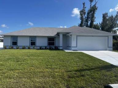 Main picture of 633 SW 18th Ct