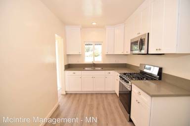 Main picture of 887 Mountain Pl