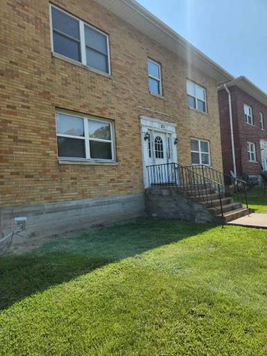 Main picture of 801 E McCarty St