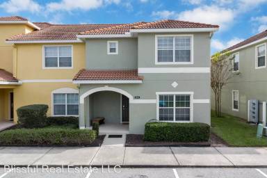 Main picture of 3041 Beach Palm Ave
