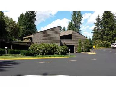 Main picture of 13680 NE 69th St