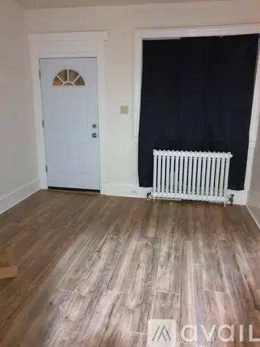 Main picture of 5737 Pine St