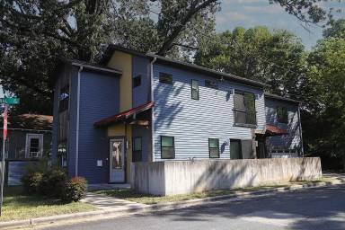 Main picture of 1100 Hazel St