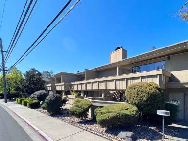 Main picture of Moraga Creekside