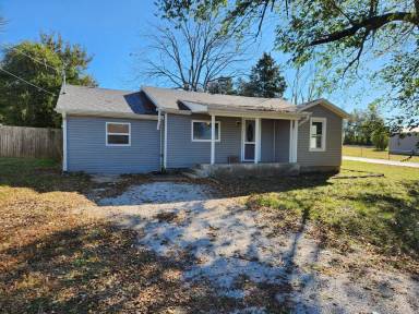 Main picture of 2536 N Rural Ave