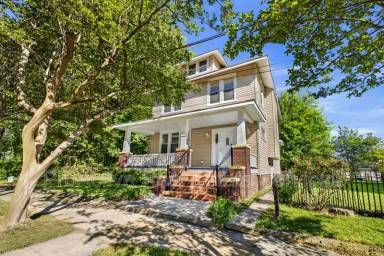 Main picture of 1008 Grayson St