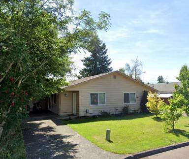 Main picture of 1106 NE Turner Dr