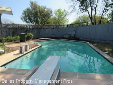 Main picture of 1406 Lavendale Ln