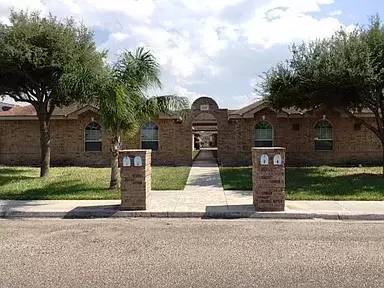 Main picture of 3804 W Zelma St