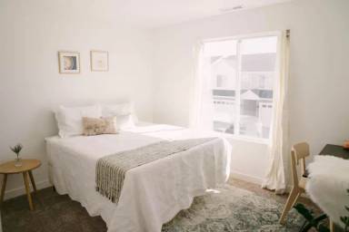 Main picture of 398 N Sea Chaser Ln