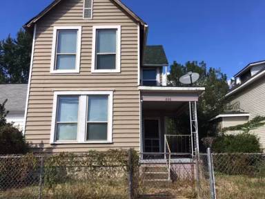 Main picture of 620 Stewart Ave