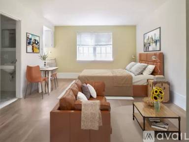 Main picture of 203 N Essex Ave