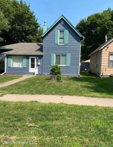 Main picture of 926 N Duluth Ave