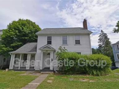 Main picture of 146 East Ave