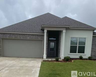 Main picture of 647 Lakeshore Vlg E