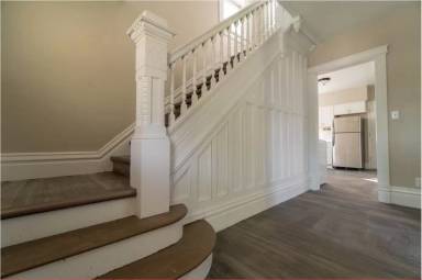 Main picture of 1638 Waterloo Rd