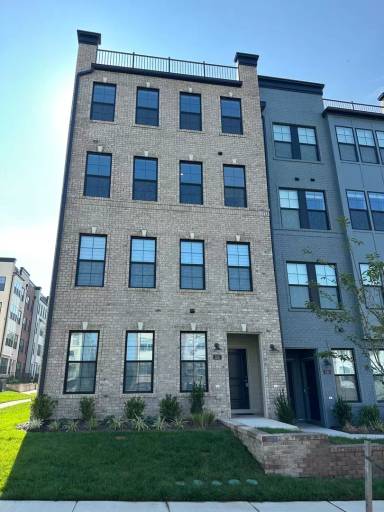 Main picture of 535 Munson Woods Walk