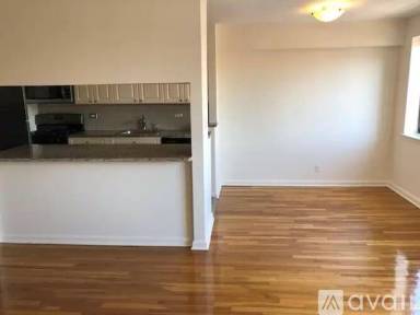Main picture of 1520 202nd St
