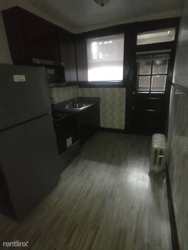 Main picture of 4006 W Cullom Ave