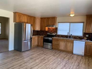 Main picture of 1552 Gladstone Way