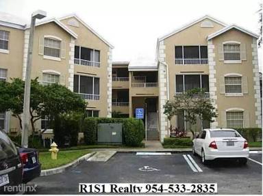 Main picture of 2850 N Oakland Forest Dr