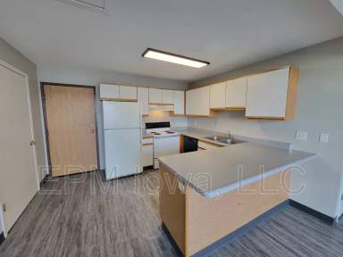 Main picture of 64 Miller Ave SW