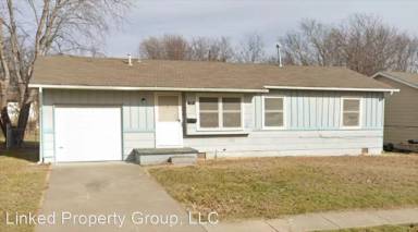 Main picture of 17 E 62nd Pl N