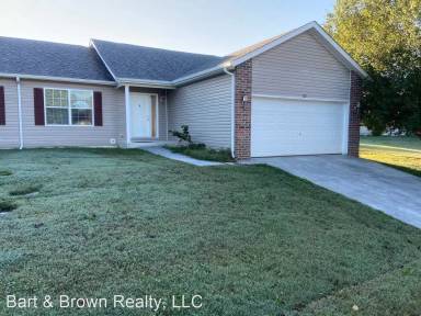 Main picture of 340 Van Buren Rd