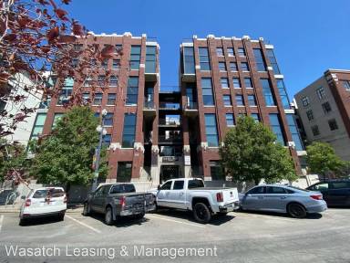 Main picture of Broadway Park Lofts