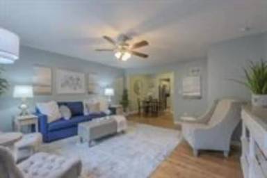 Main picture of 4110 Clark Ave