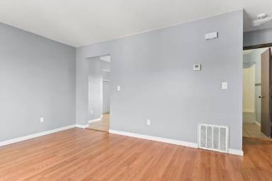 Main picture of 2848 Stanton St