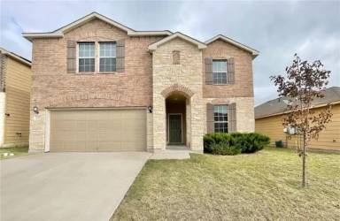 Main picture of 211 W Orion Dr