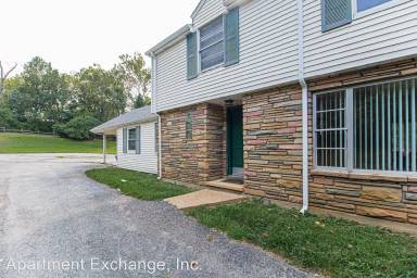 Main picture of 1131 S Lindbergh Blvd