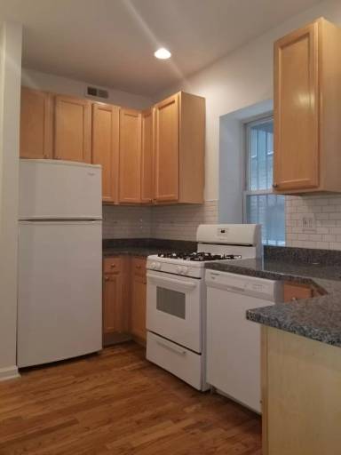 Main picture of 3453 N Bosworth Ave