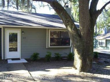 Main picture of 1833 High Ct