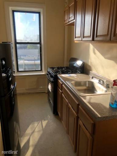 Main picture of 1497 Carroll St