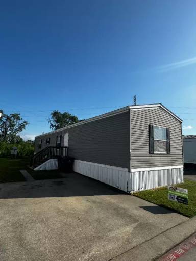 Main picture of 186 Fox Mdw Dr
