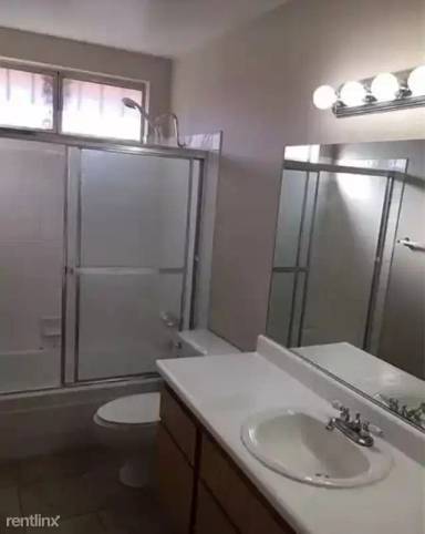Main picture of 7269 Topeka Dr