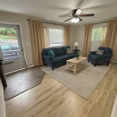 Main picture of 4943 Kings Hwy N