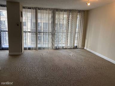 Main picture of 10 E Ontario St Apartments