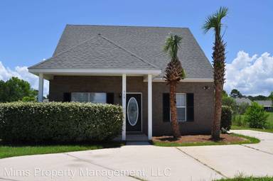 Main picture of 529 Tropical Way