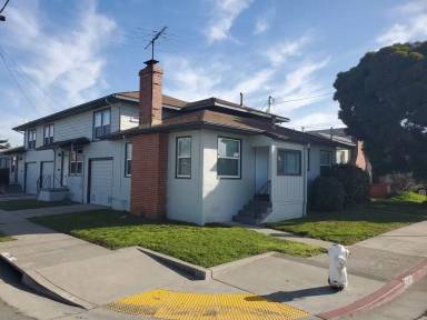 Main picture of 3901 Barrett Ave