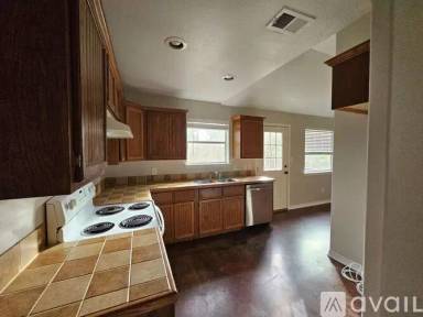 Main picture of 127 Houston
